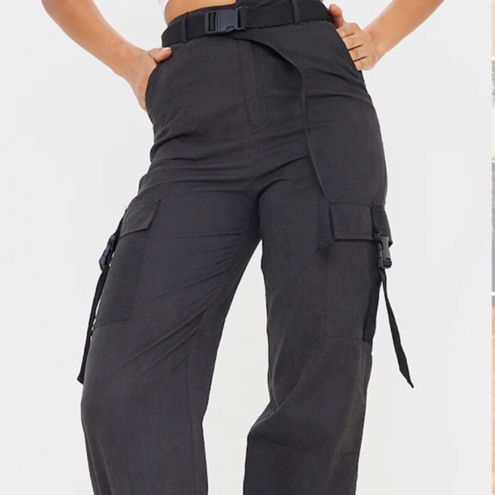 NWT Black Cargo Pants - Picture 3 of 5